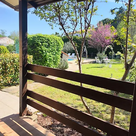 Village de vacances Poolside Compact Family Lea *