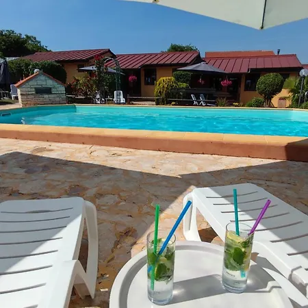Semesterpark Poolside Compact Family Lea Rovinjsko Selo