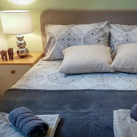 Poolside Compact Family Lea Ровиньско село